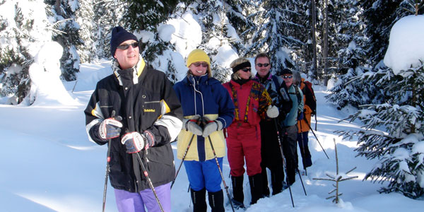 bewegend-schneeschuhwandern-sonnenuntergang03.jpg