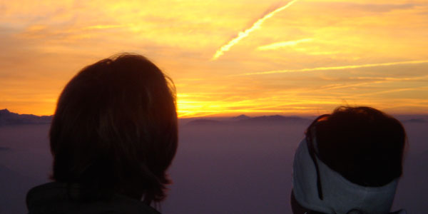 bewegend-schneeschuhwandern-sonnenuntergang06.jpg
