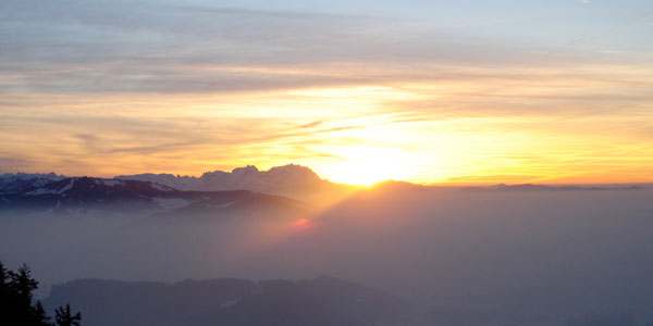 bewegend-schneeschuhwandern-sonnenuntergang11.jpg